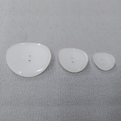 4261_24 32 44 white
